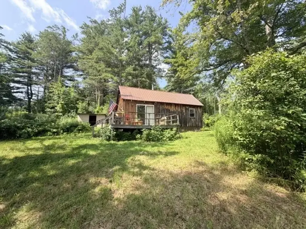 145 James Joyce Lane, Gilboa