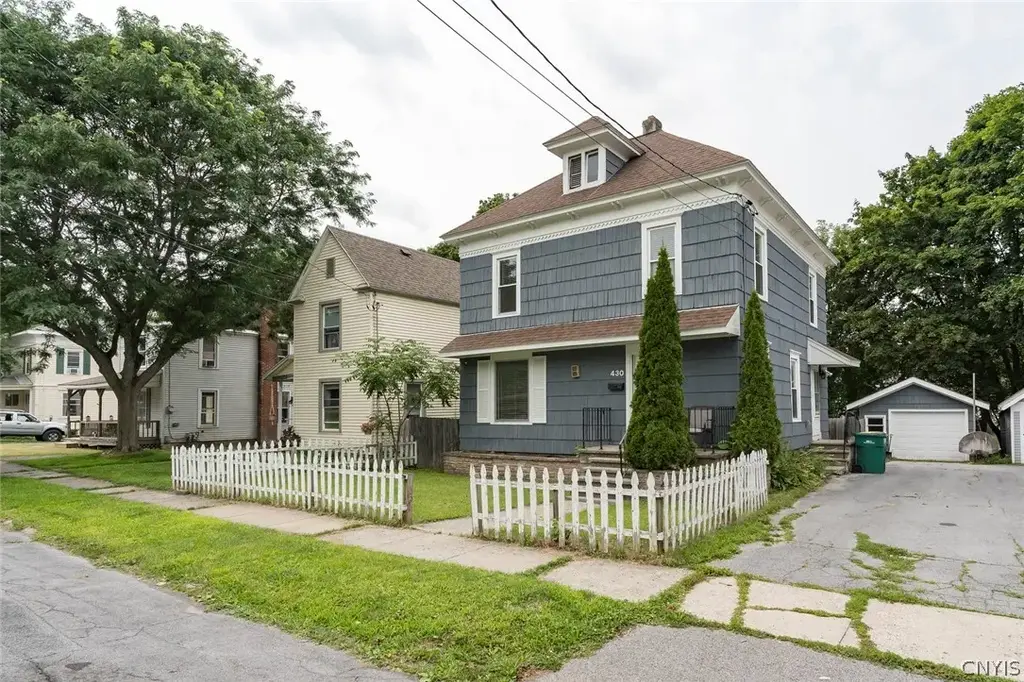 430 S Hamilton Street, Watertown City