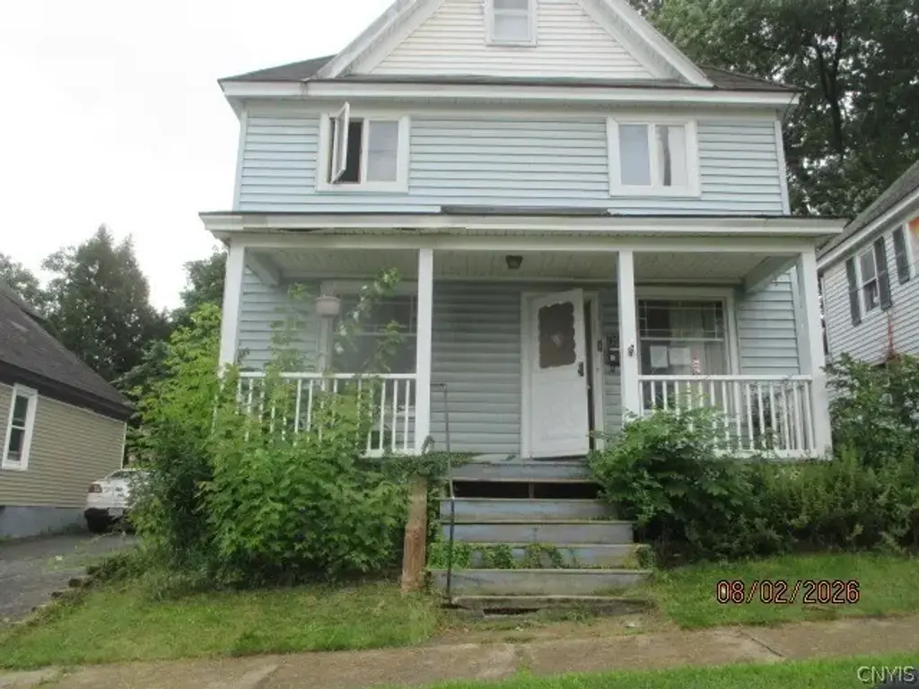 1209 Capital Avenue, Utica