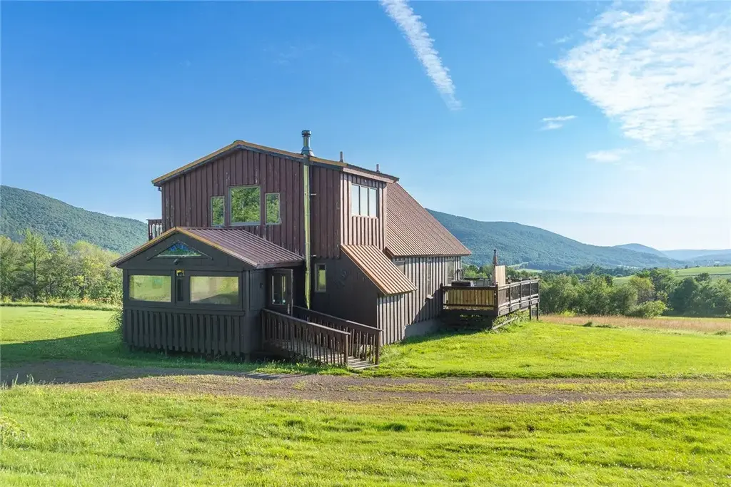 54 Doc Stark Lane, Stamford
