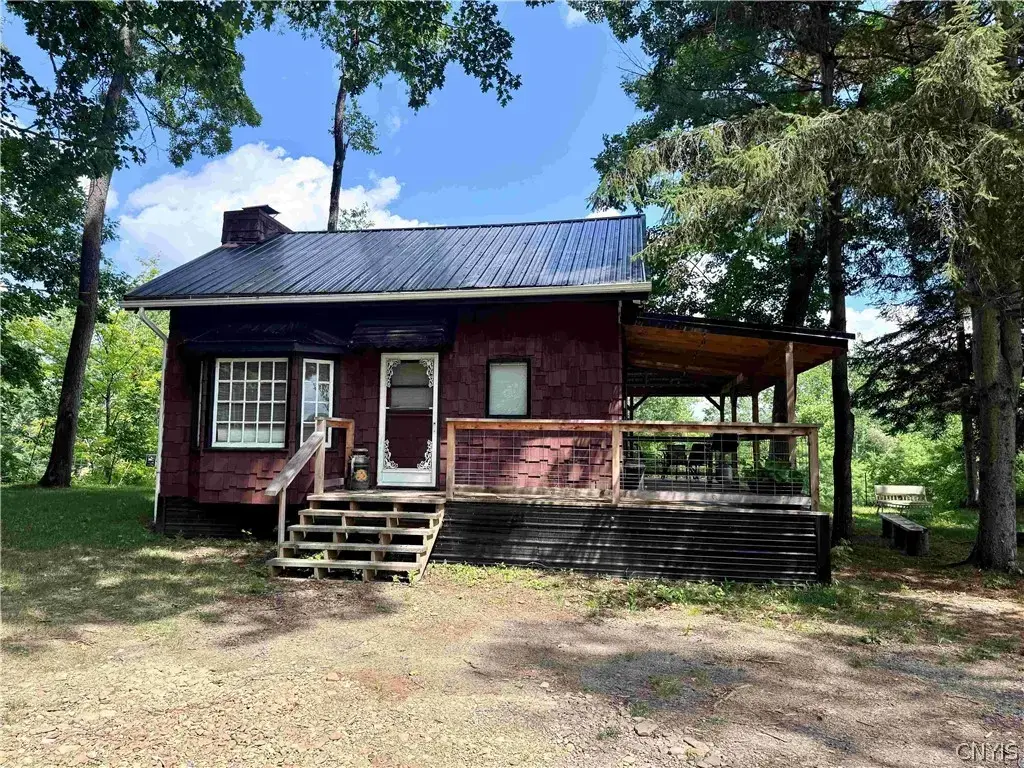 6786 County Road 43, Angelica