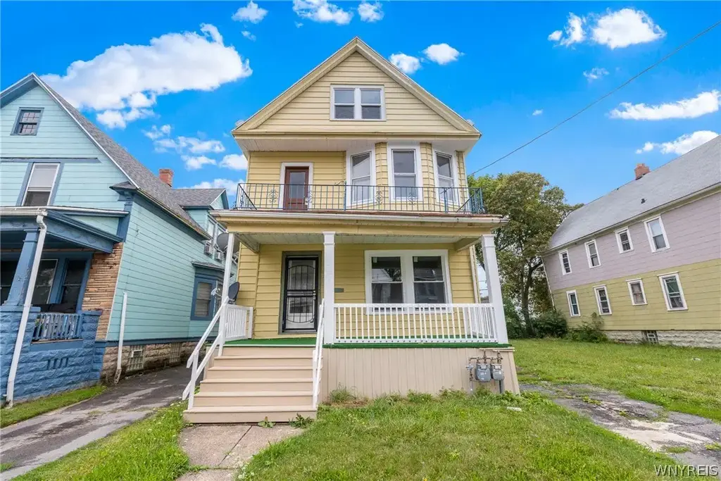 688 Riley Street, Buffalo