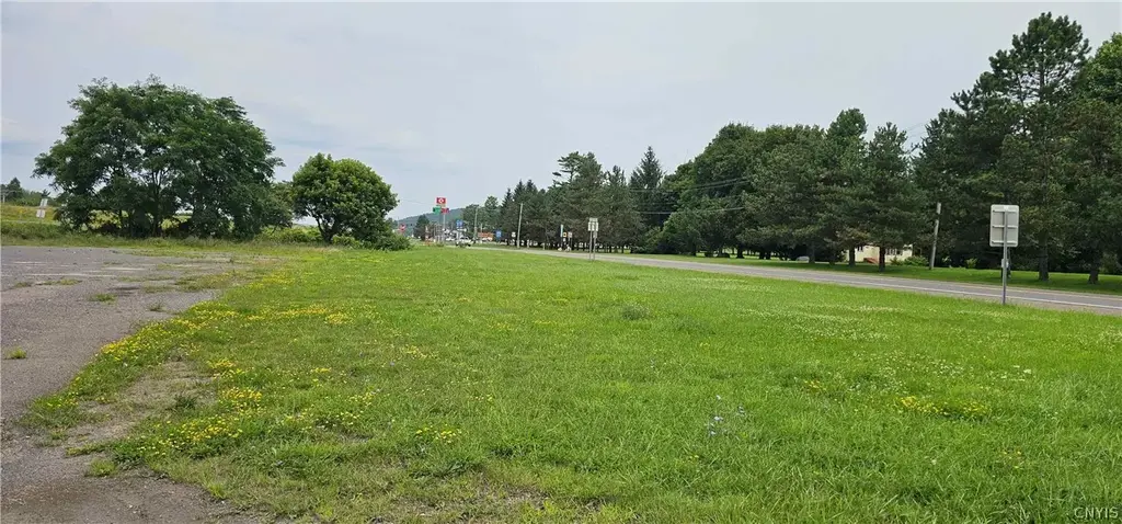 515 State Route 281, Tully