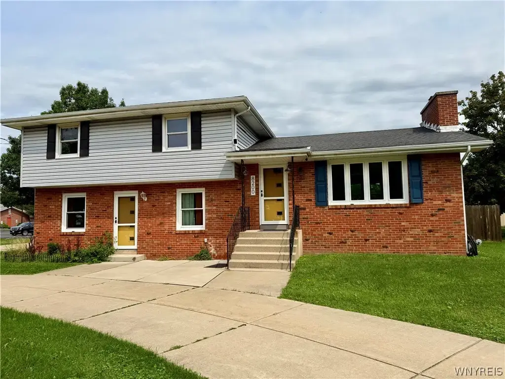 8200 Greiner Rd, Clarence
