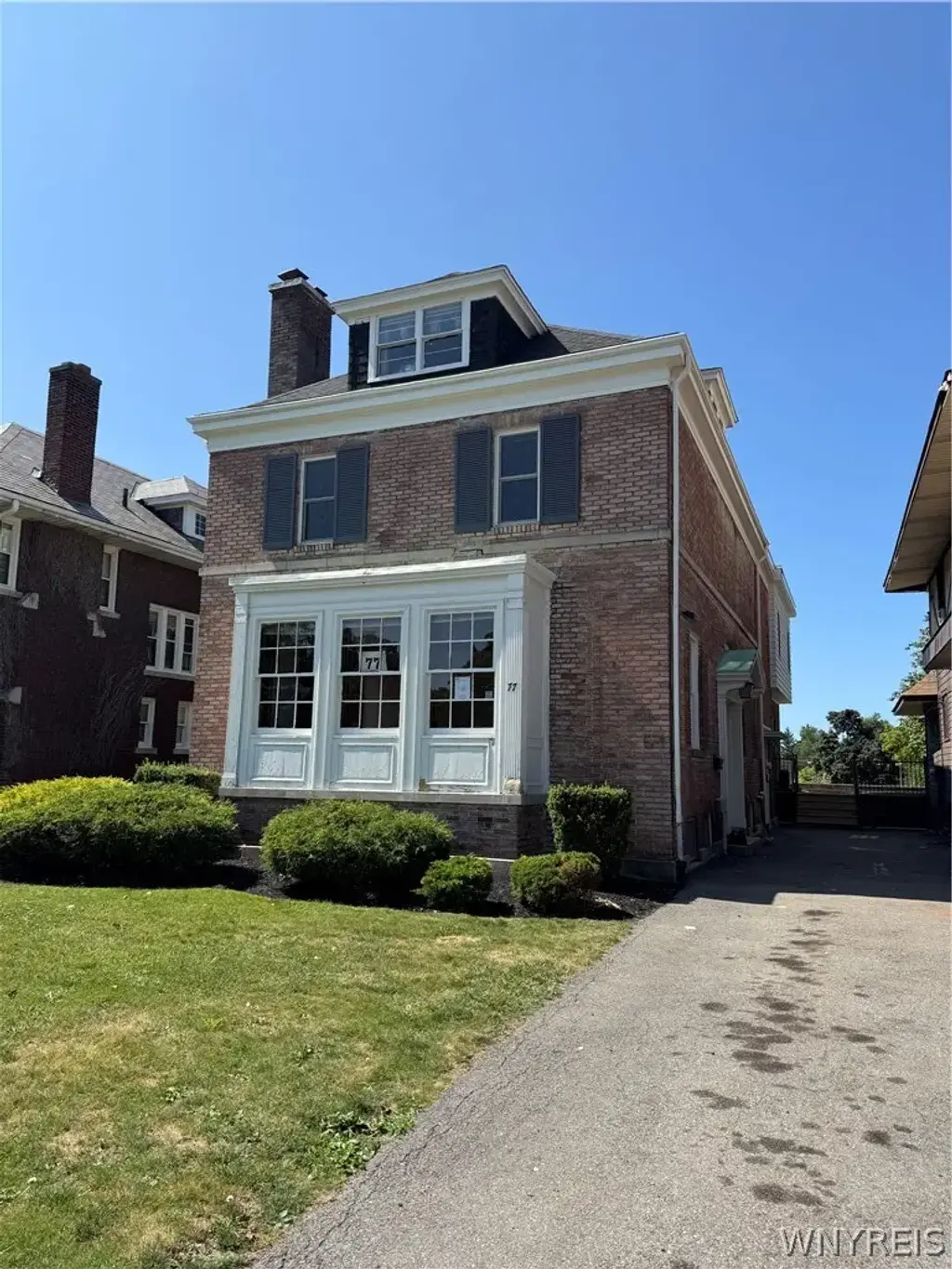 77 W Humboldt Parkway # B, Buffalo