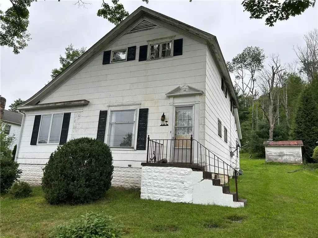 235 W Corydon Street, Bradford Town