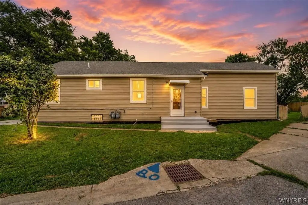 1 Brookhaven Drive, Cheektowaga