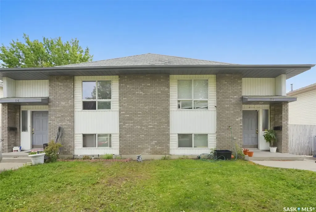 114 - 116 Barber Crescent, Saskatoon