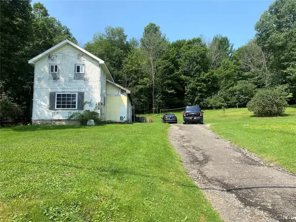 1873 County Road 18, Alma