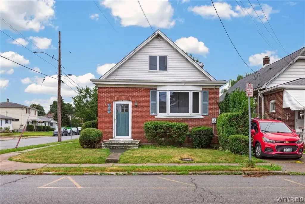 483 Reiman Street, Cheektowaga