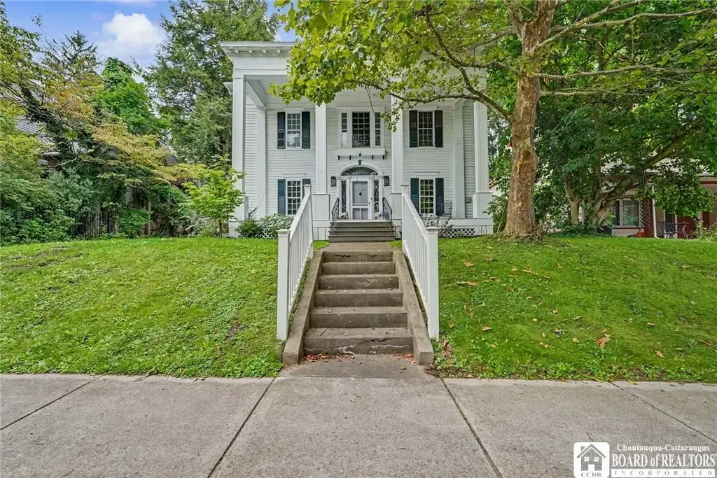 518 Lakeview Avenue, Jamestown