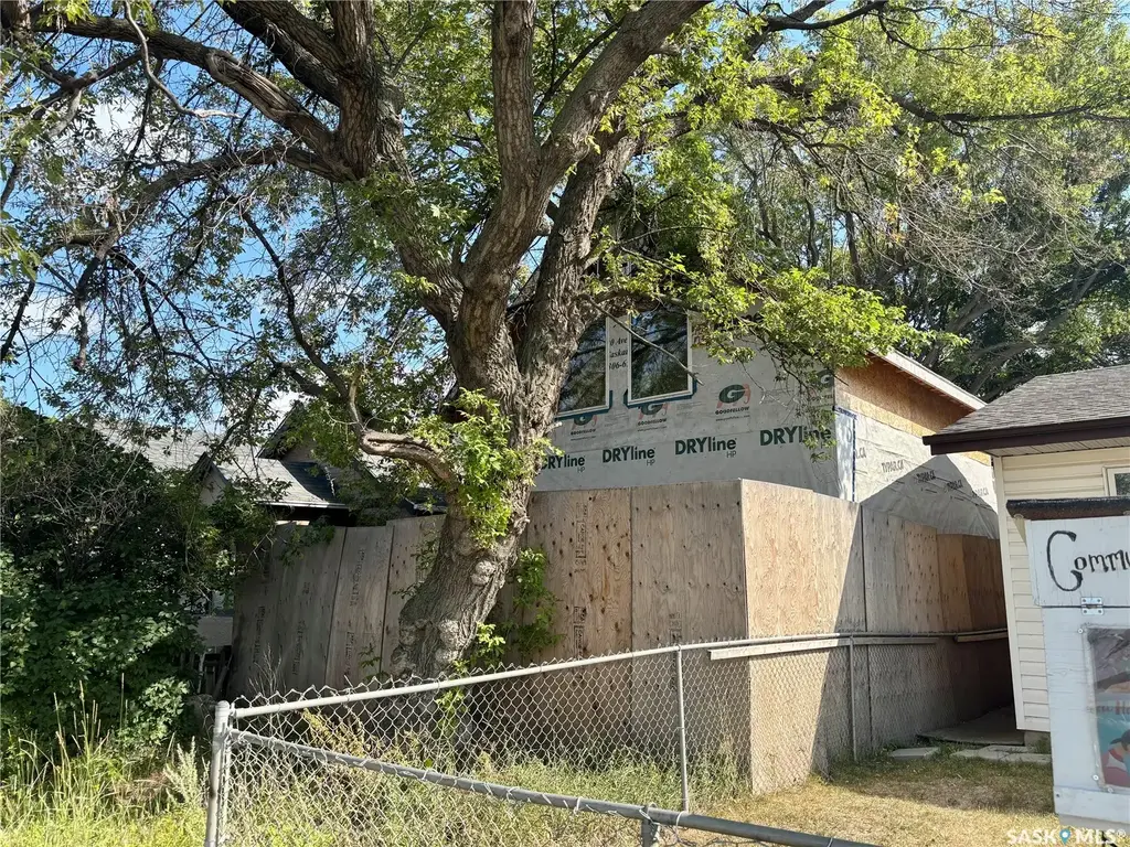 1913 20th Street W, Saskatoon
