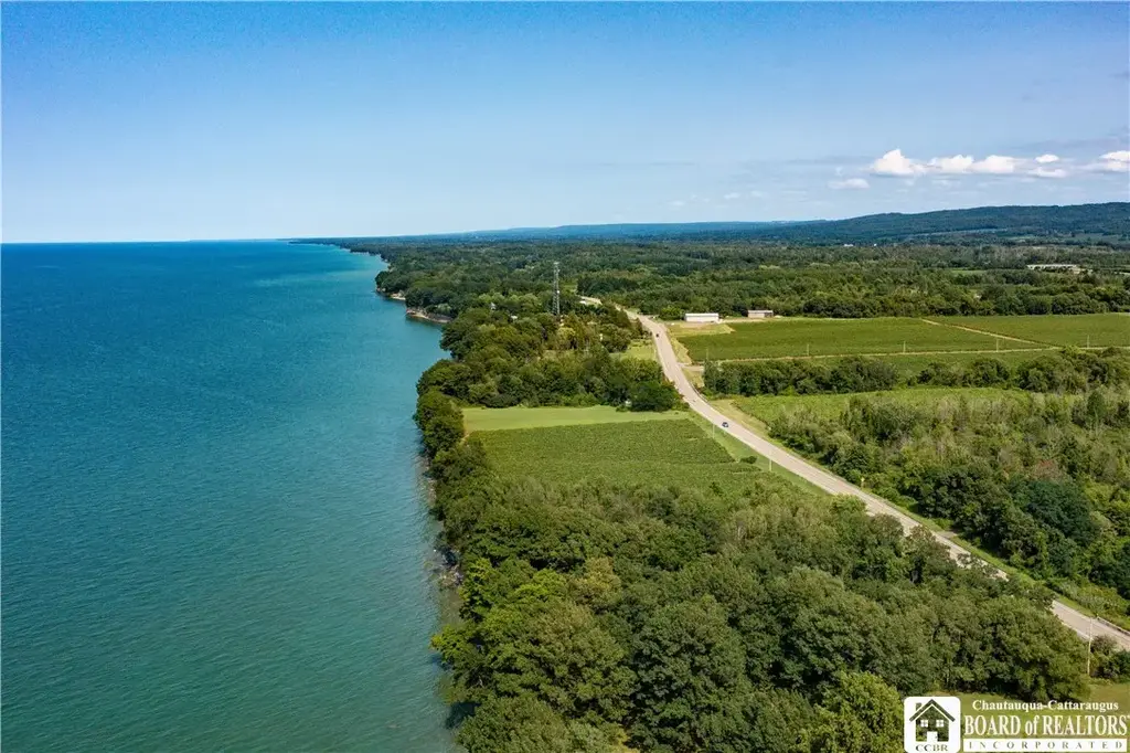 10283 W Lake Road, Ripley