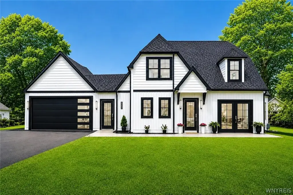 6736 Chestnut Ridge Road, Lockport Town
