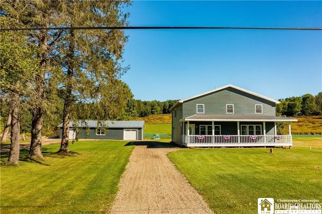 3710 Cowing Road, Busti