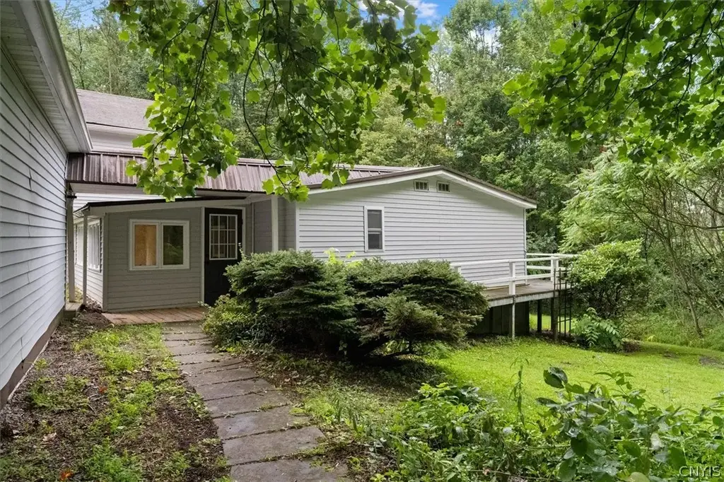 5080 Skinner Hill Road, Moravia