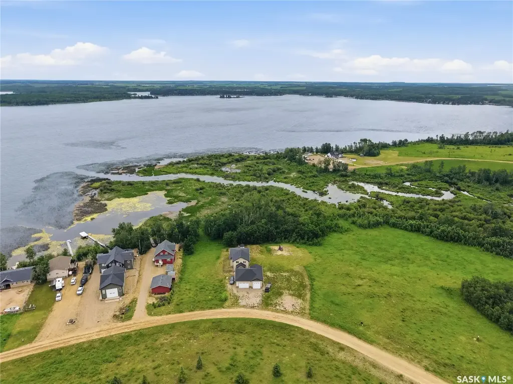 311 Ravine Road, Big Shell