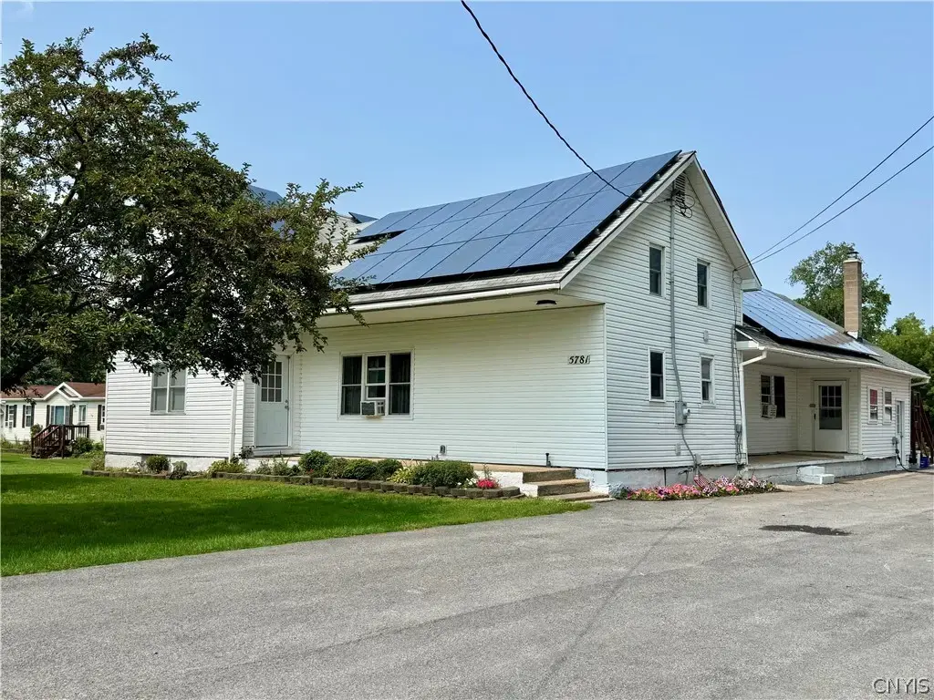 5781 Youngs Road, Vernon
