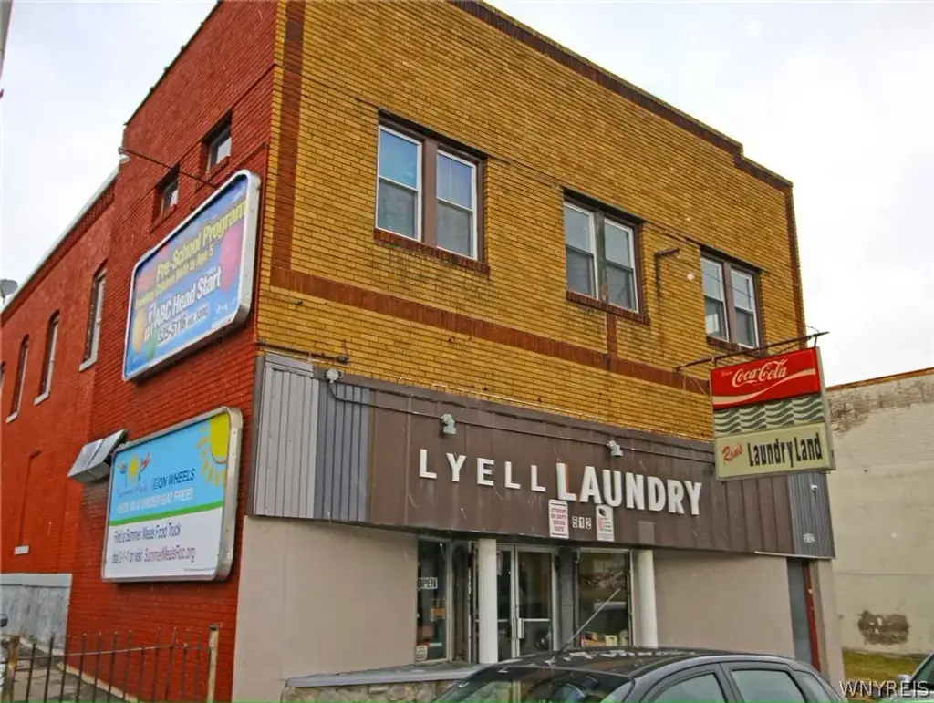 512 E Lyell Avenue, Rochester
