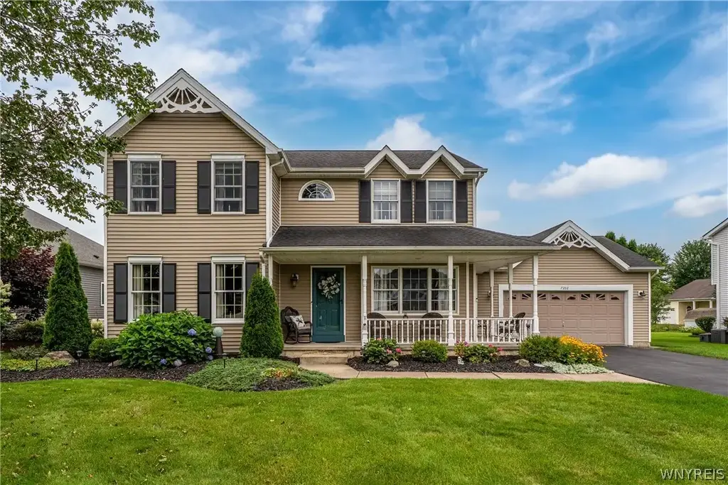 7202 Brookside Dr, Lockport Town