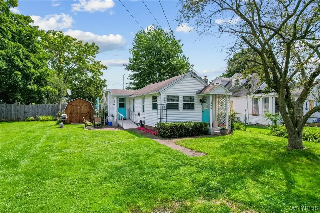 1595 Franklin Street, Newfane