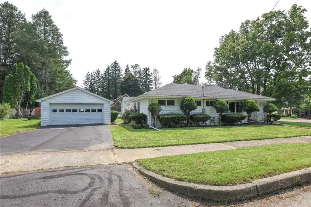 1648 W Church Street, Elmira
