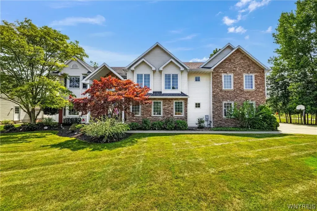243 South Lane, Grand Island