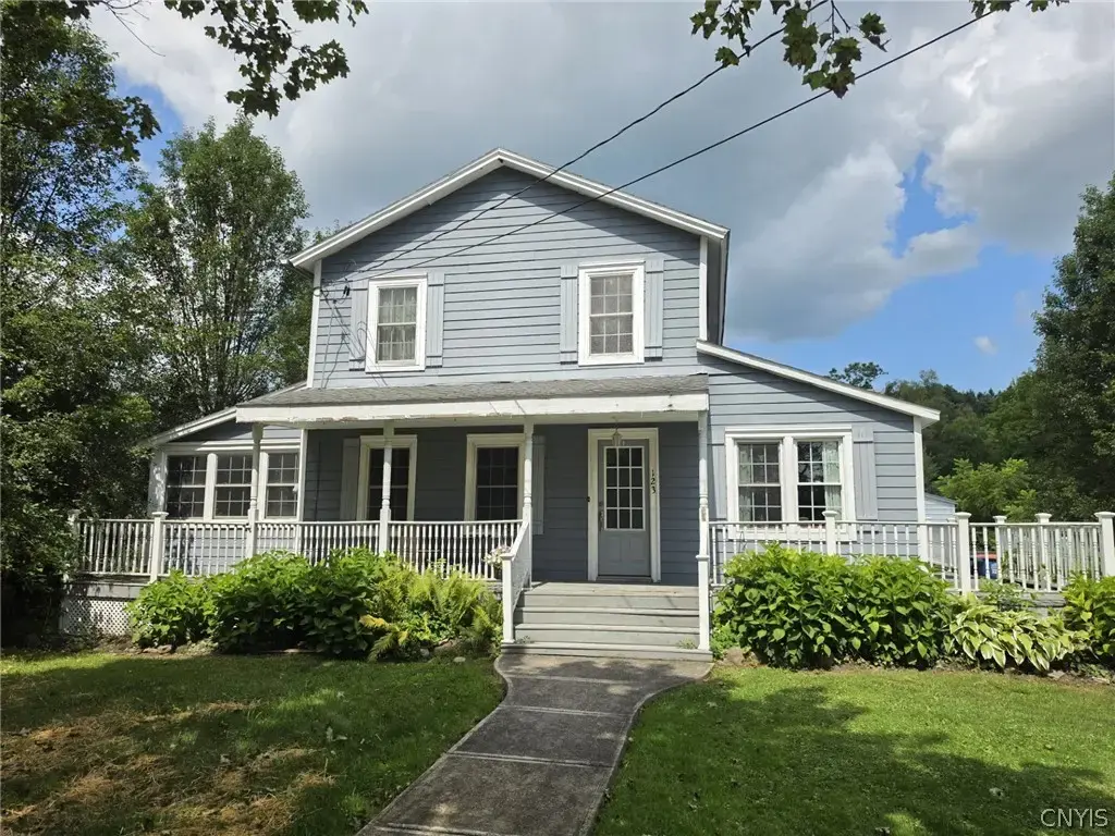 123 E Main Street, Elbridge