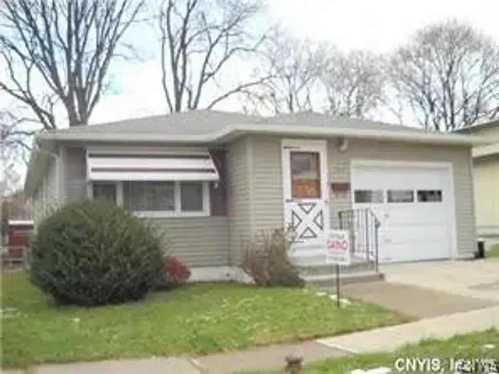 224 N North Edwards Avenue, Syracuse