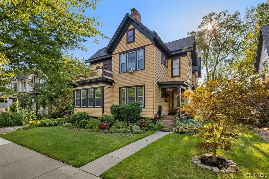 180 Richmond Avenue, Buffalo