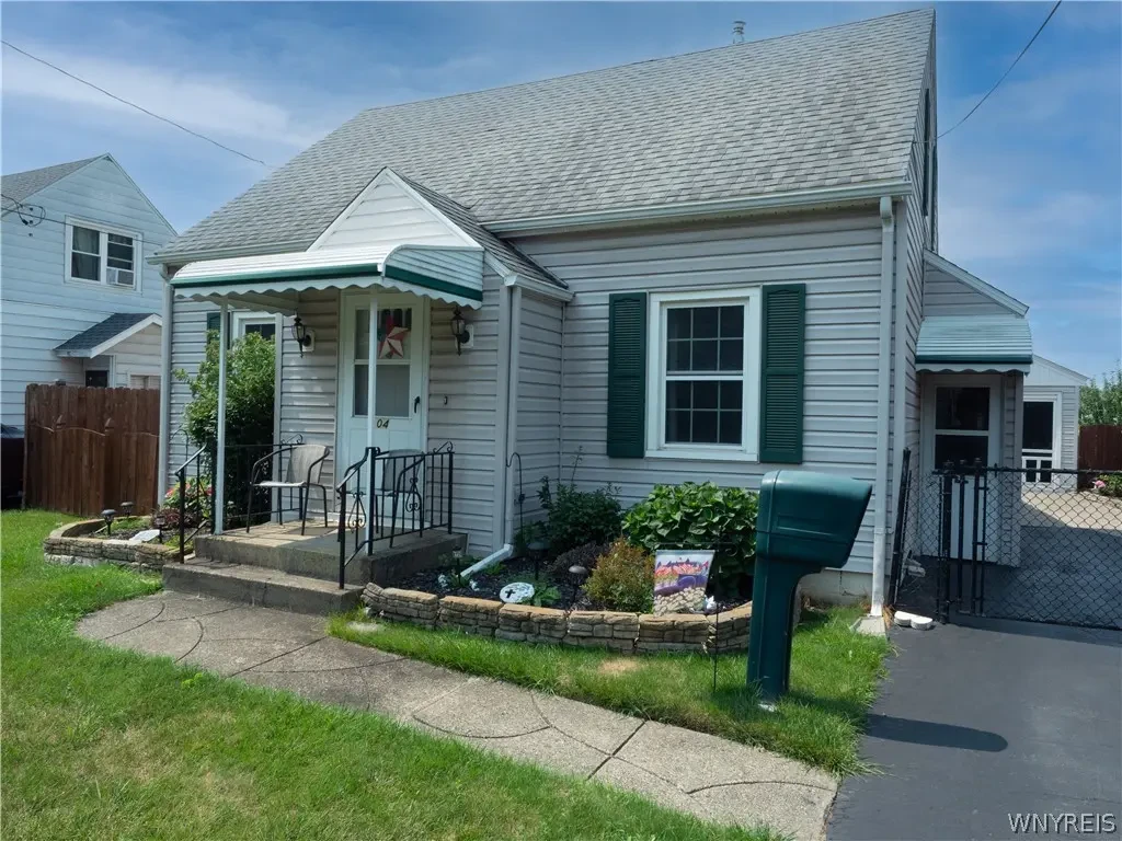 104 Lincoln Street, Lancaster