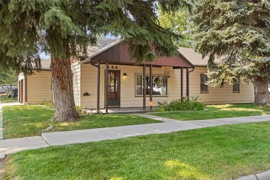 304 Colorado Avenue, Laurel