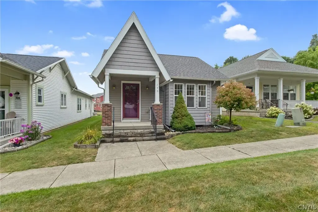 146 Greencastle Street, Camillus