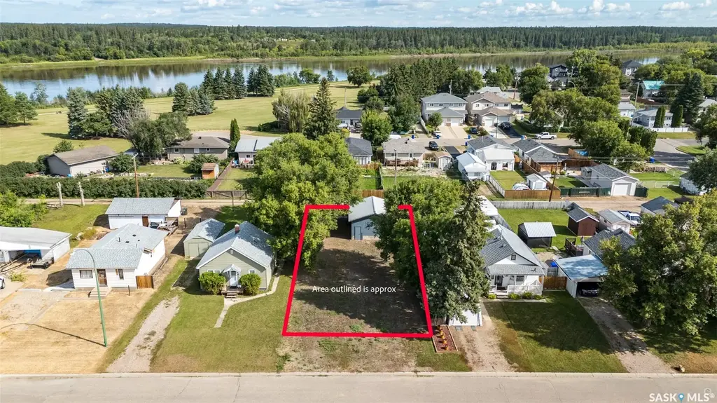 766 3rd Street E, Prince Albert