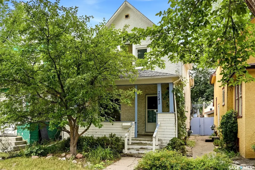 2242 Angus Street, Regina