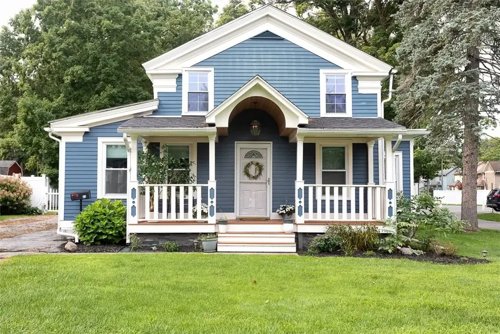 71 E Main Street, Avon