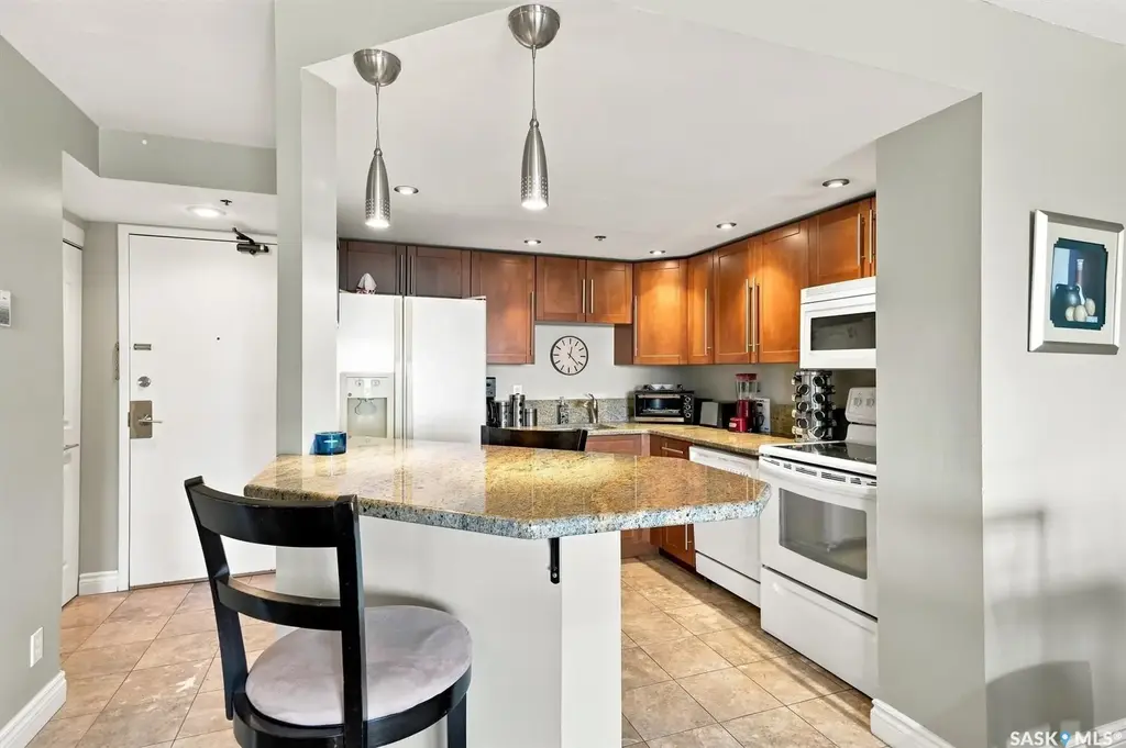 311 6th Avenue N 1804, Saskatoon
