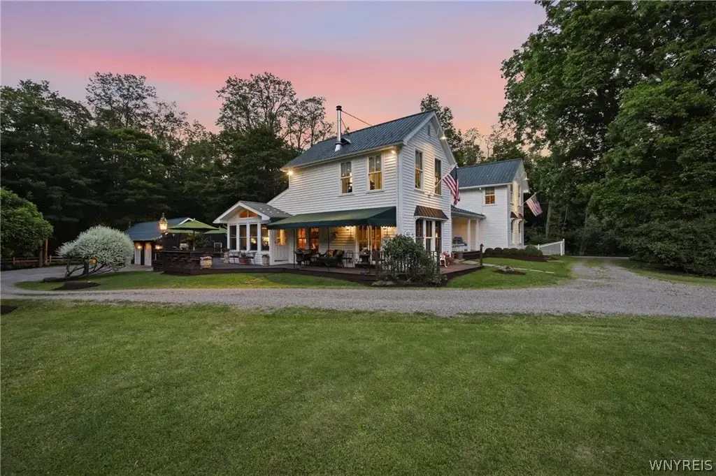 9788 Clarksburg Road, Eden