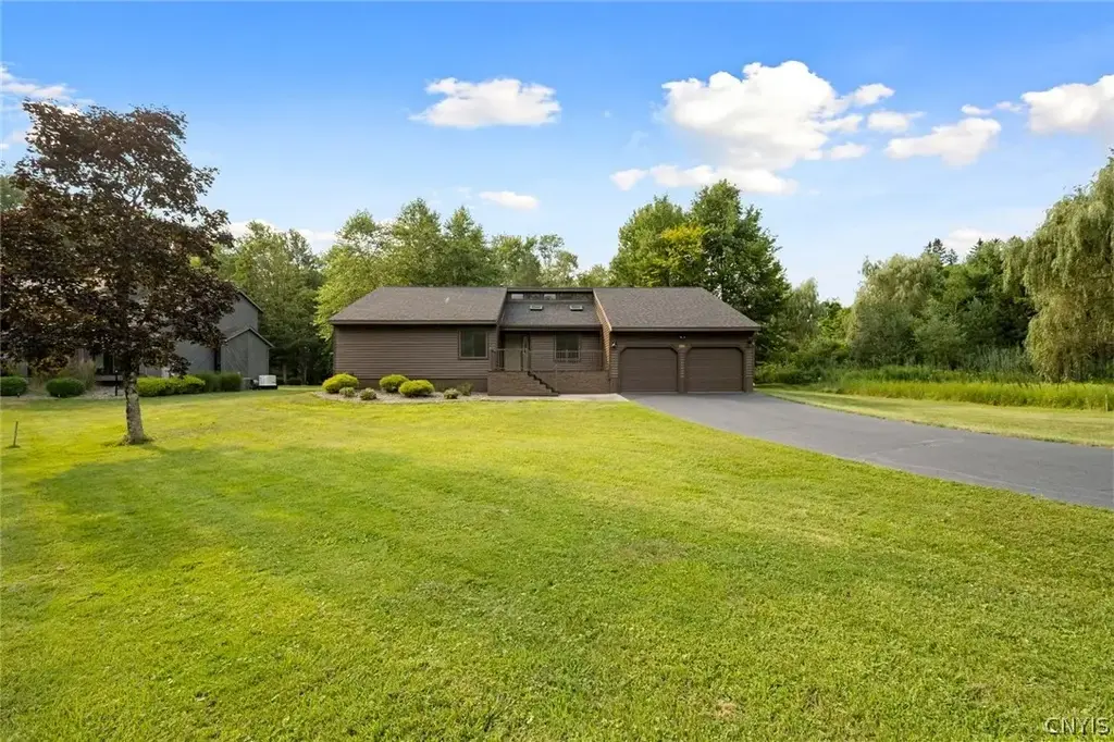 8105 Pinebrook Lane, Rome