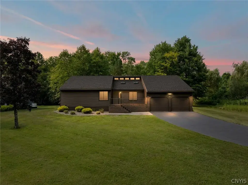8105 Pinebrook Lane, Rome
