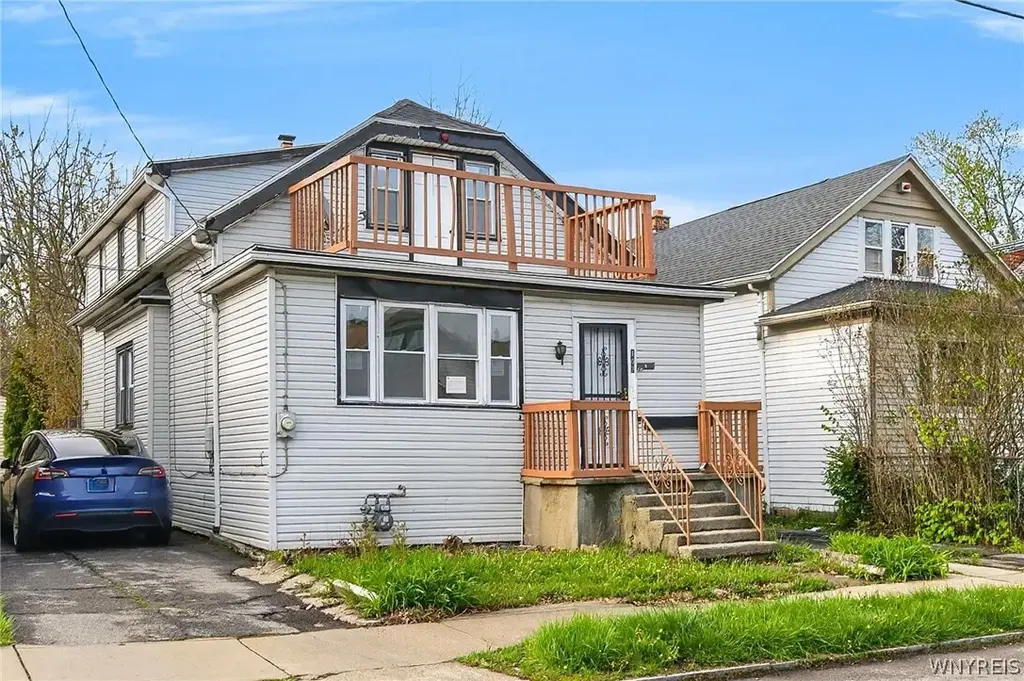 162 Millicent Avenue, Buffalo