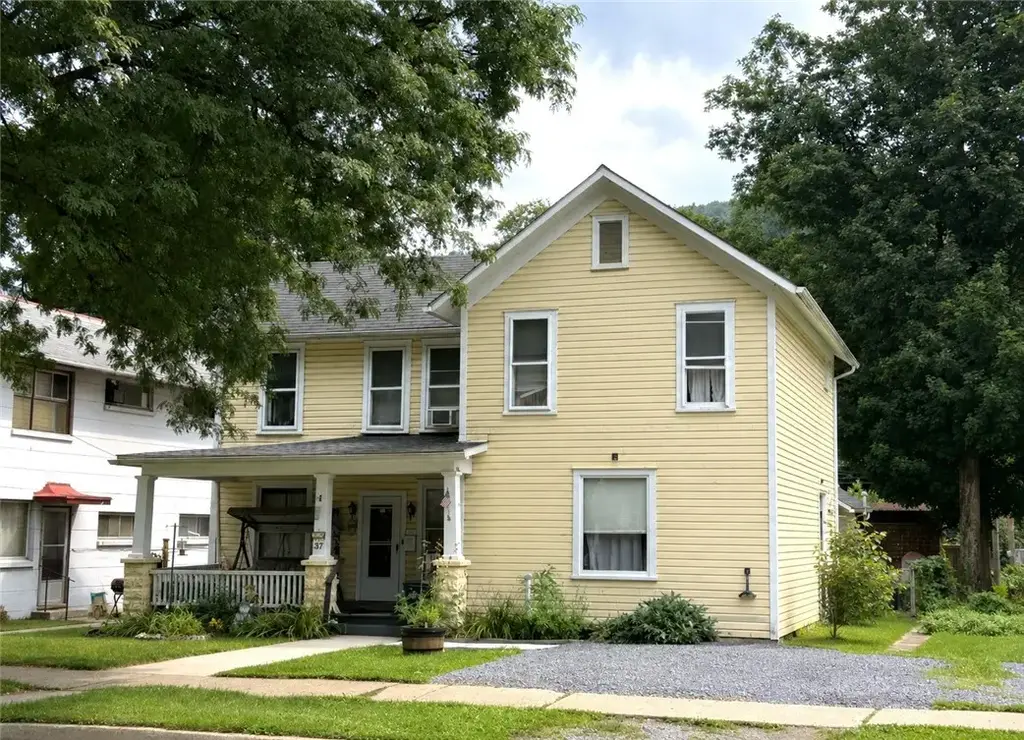 217 W 4th Street, Emporium Boro