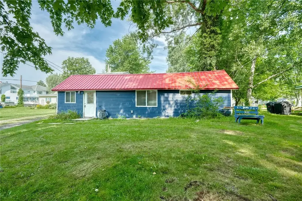 1304 Lake Rd #c43, Webster