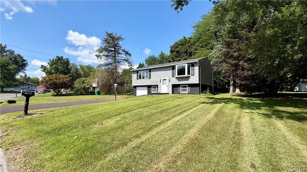 104 Finwood Drive, Van Buren