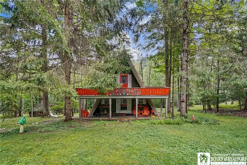 6678 Upper Road, Ellicottville