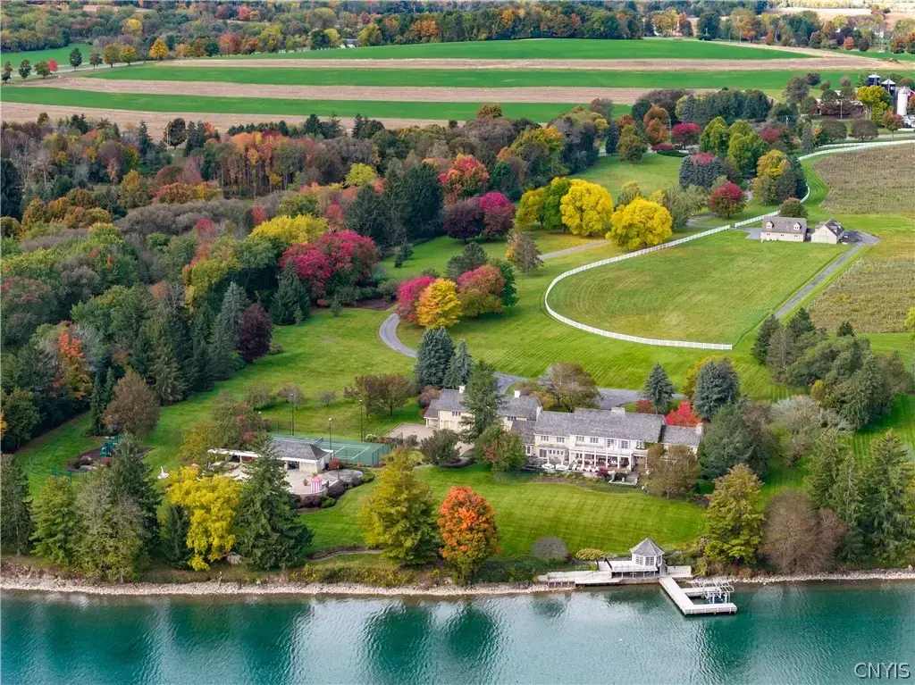 3074 W Lake Road, Skaneateles
