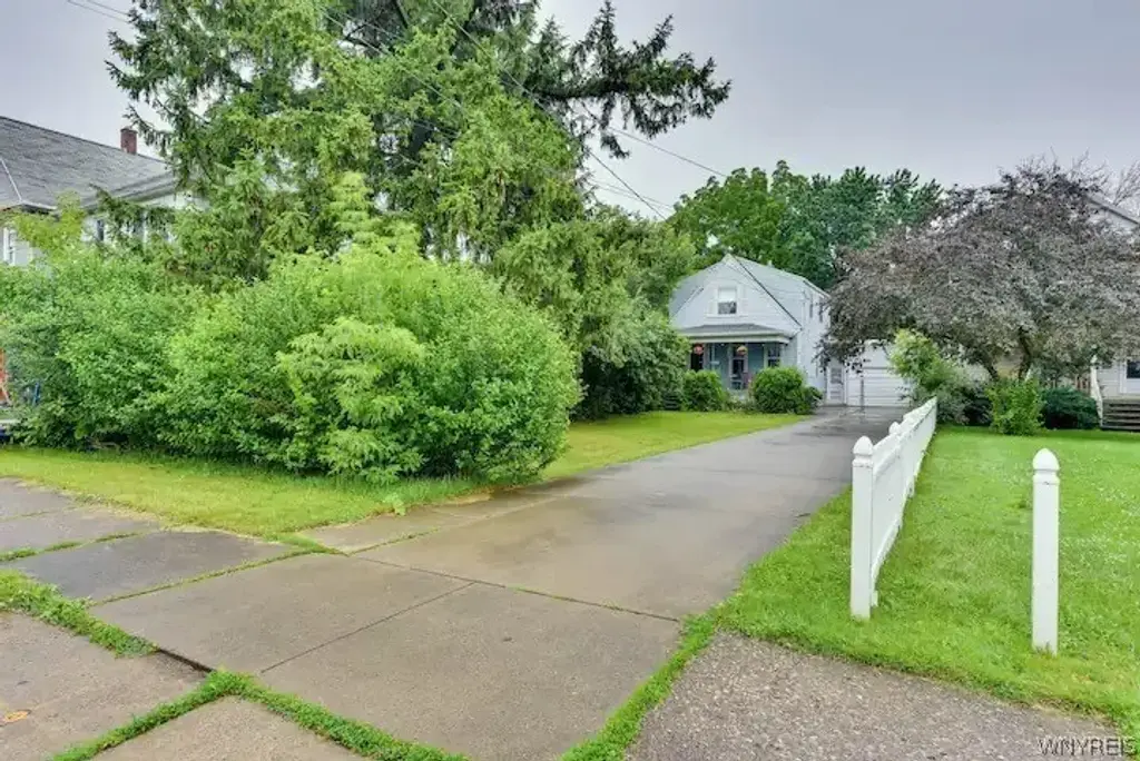 747 15th Street, Niagara Falls
