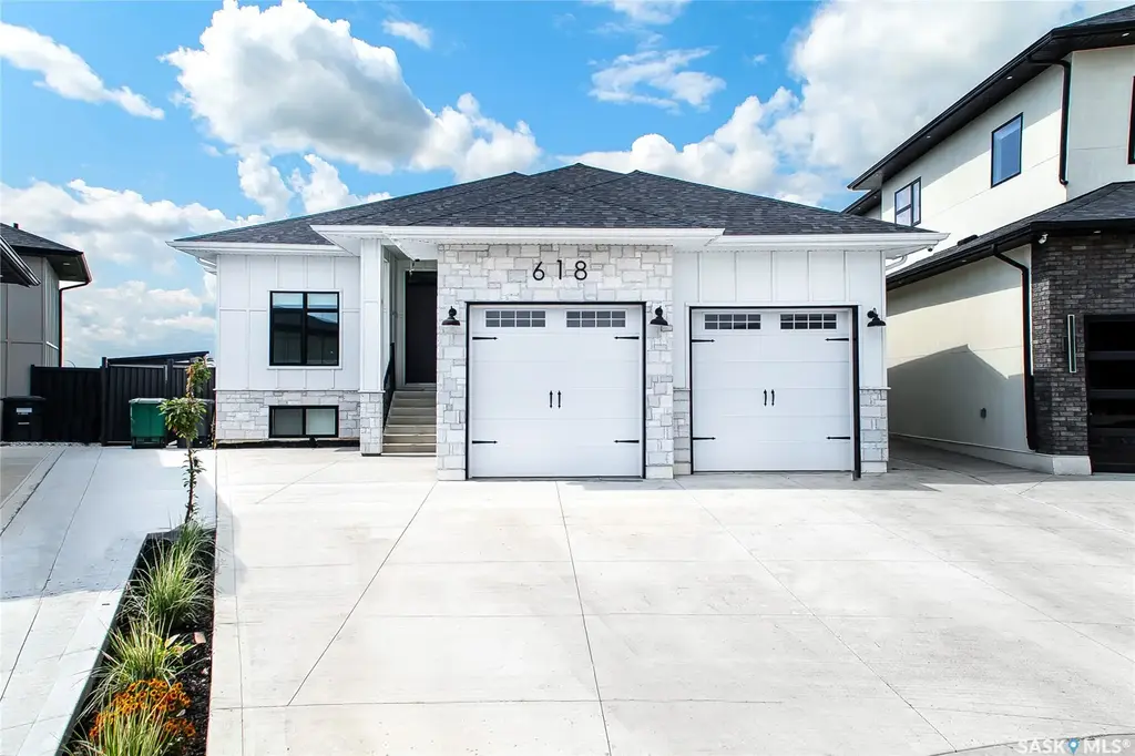 618 Nightingale Cove, Saskatoon