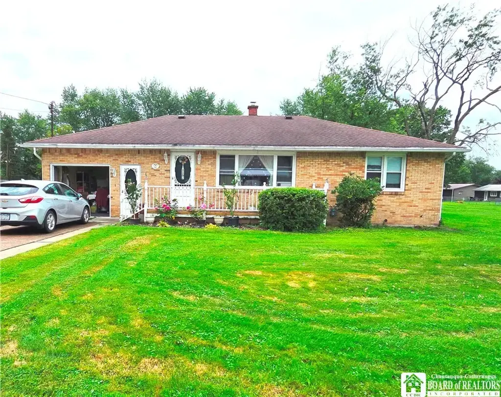 125 Seymour Street, Pomfret