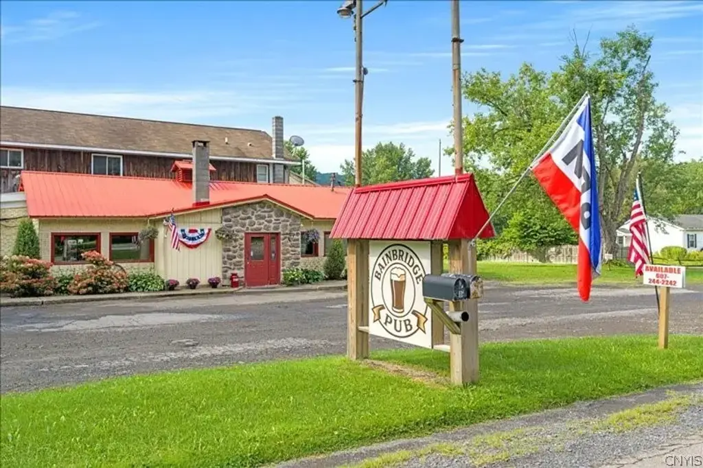 2582 State Highway 7, Bainbridge